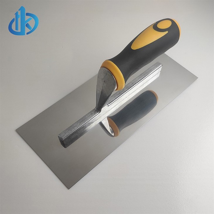 Best Plastering Trowel For Beginners